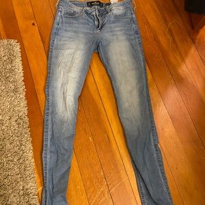 hollister low rise super skinny jegging 3L